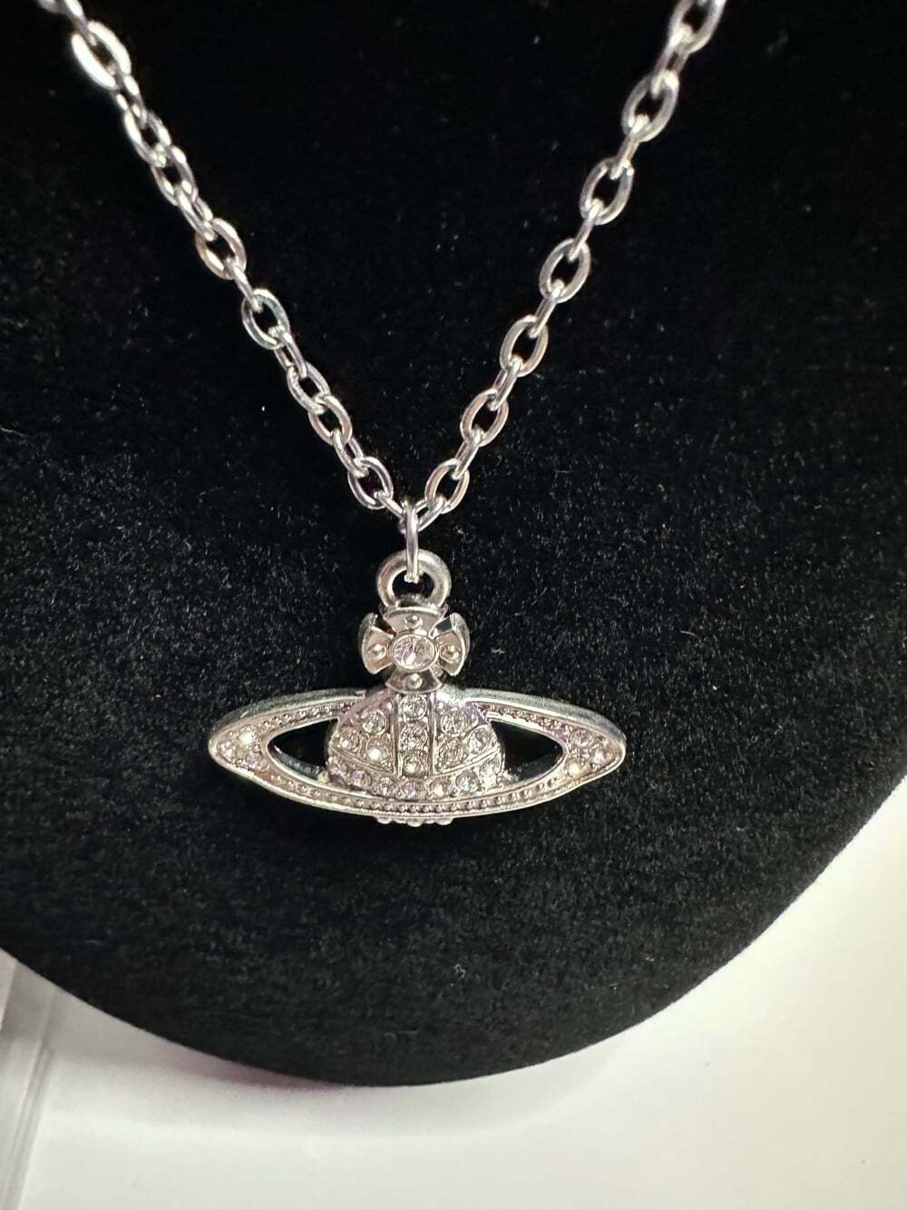 Vivienne Westwood Silver Necklace Pendant Authentic W/ Original Packaging - Picture 2 of 6